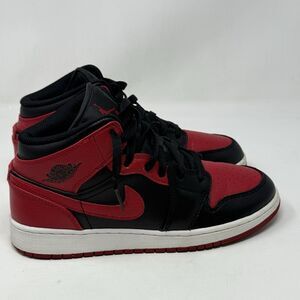 Nike Air Jordan 1 Mid Shoes Youth 6.5 Black Red Alternate Bred Banned Sneaker